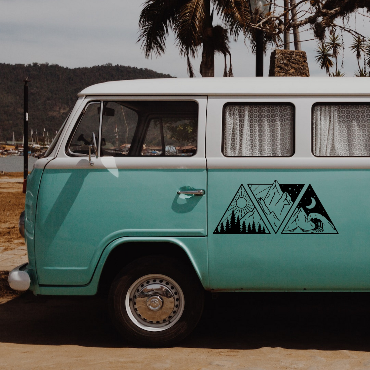 Sticker - Mountains and waves