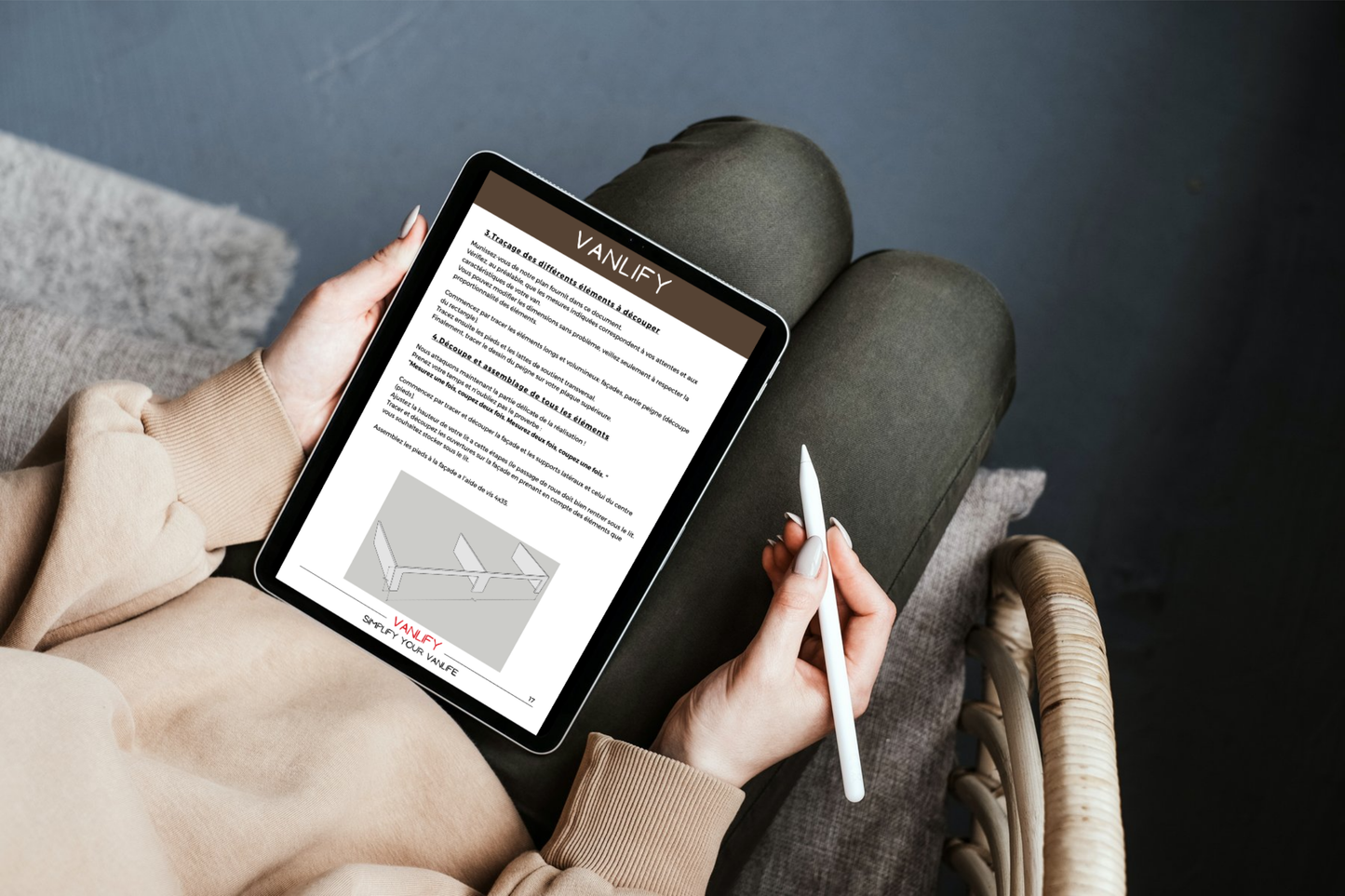 Plan PDF fabrication lit peigne en Francais et Anglais